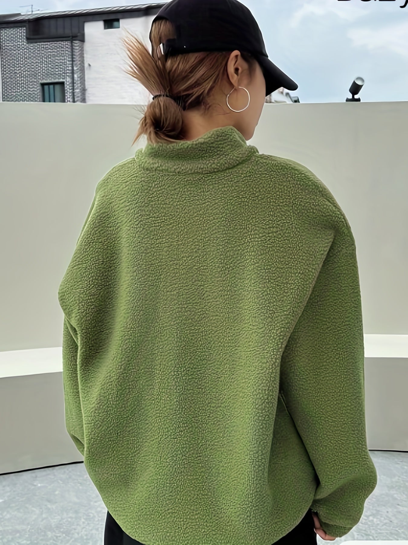 FrostFlex Sweatshirt